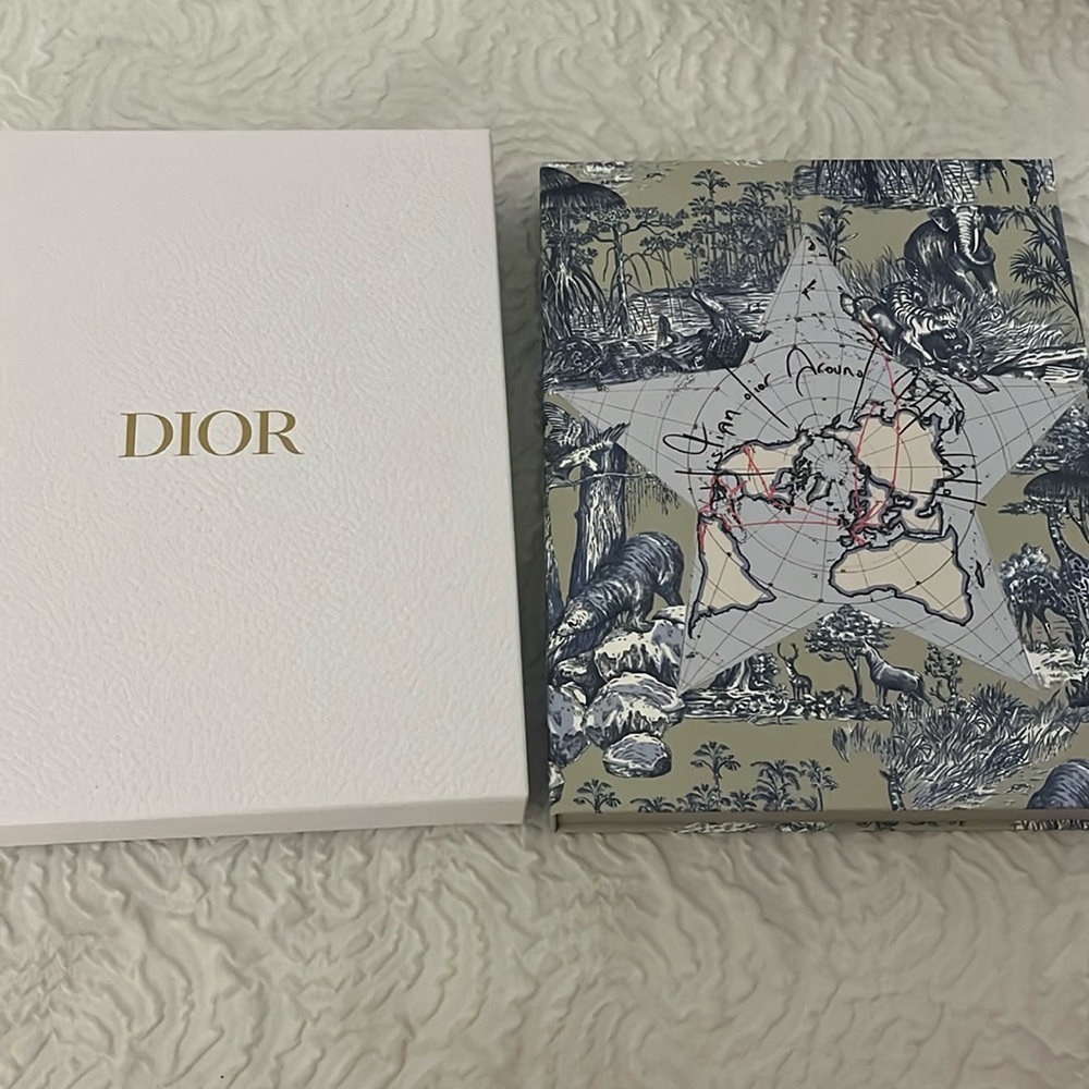 Dior Platinum Stationary Gift Set